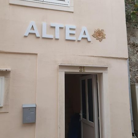 מאקרסקה Altea Holidey Home With Jacuzzi And Free Parking מראה חיצוני תמונה